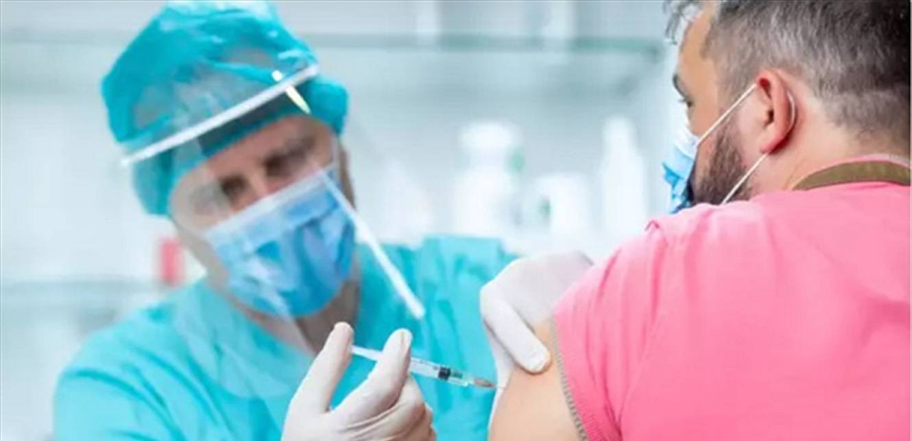 أعراض جانبية أشد قوة؟ أشياء عليك معرفتها قبل الجرعة الثانية