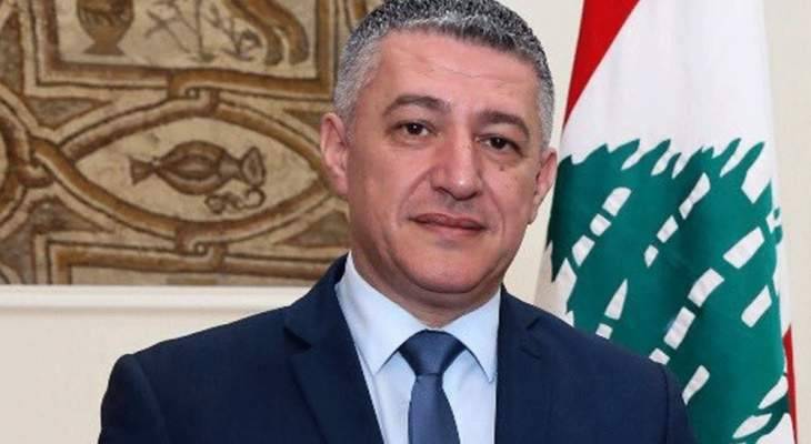 عطالله: هناك محاولة لتقليص صلاحيات عون