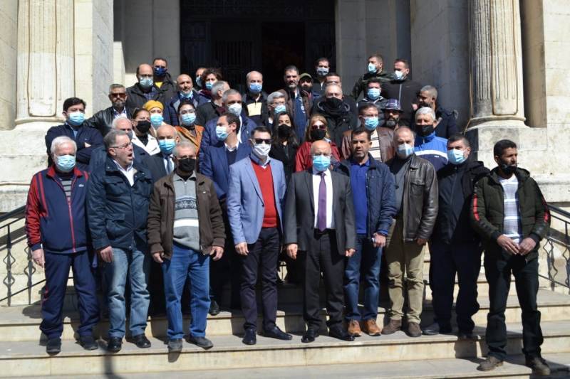 وقفة تضامنية مع يمق امام بلدية طرابلس