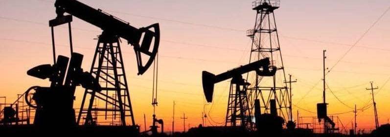 تراجع أسعار النفط بفعل ارتفاع الدولار الأميركي وتوقعات بزيادة المعروض