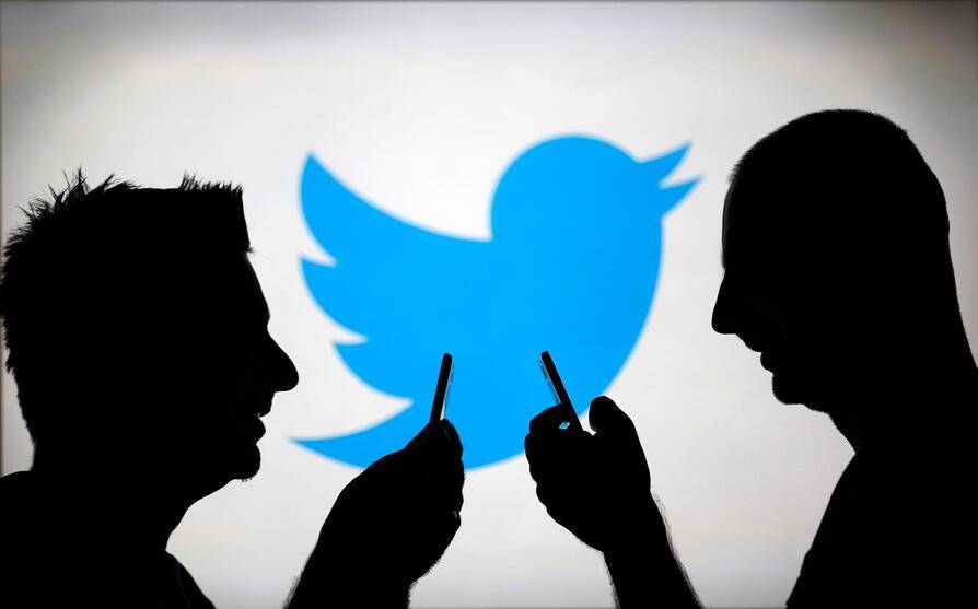 شركة Twitter تحذف مئات الحسابات وتقول إنها مرتبطة بروسيا وإيران وأرمينيا