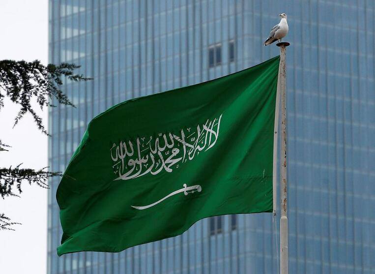 هبوط قيمة صادرات النفط السعودية بنحو 30% في ديسمبر