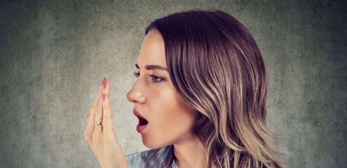 احذروا.. رائحة النفس الكريهة قد تكشف هذا المرض الخطير