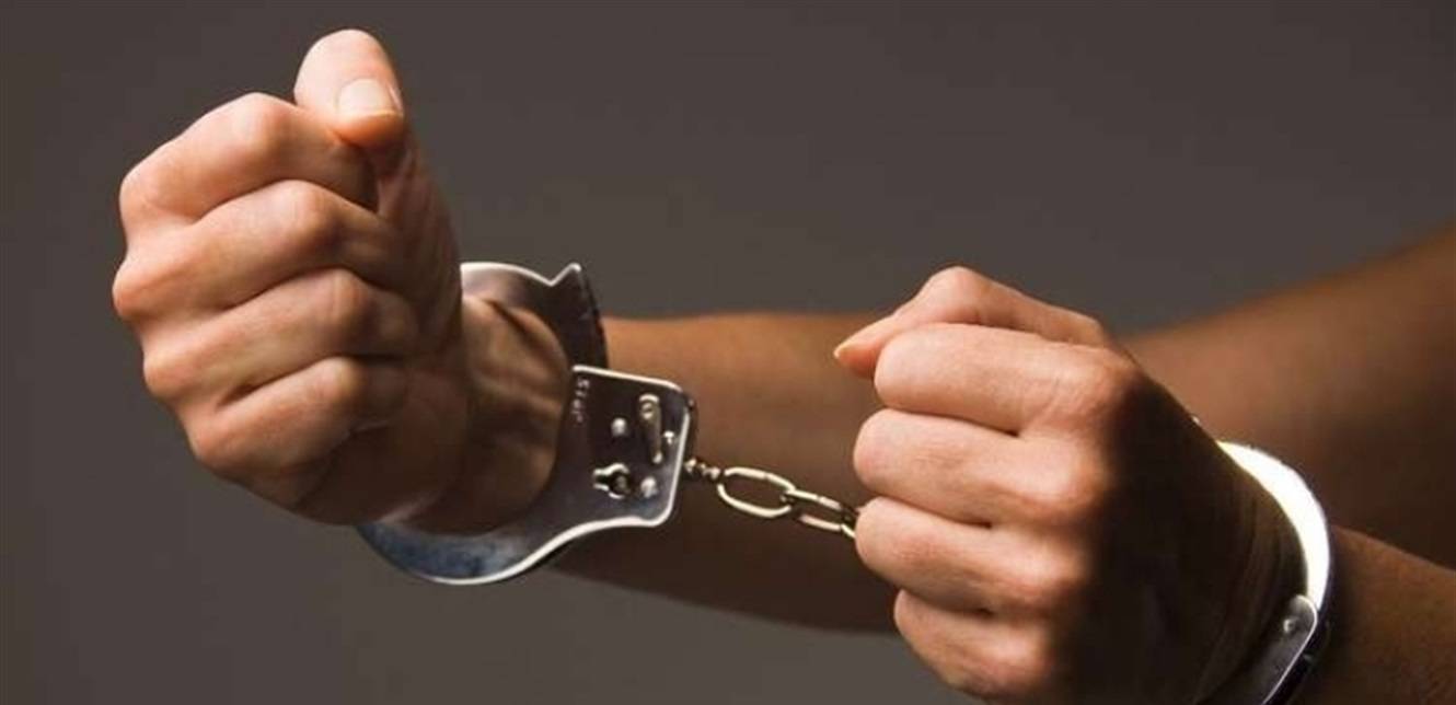 الأهالي في طرابلس يلقون القبض على سارق