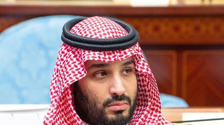 ولي العهد السعودي يتلقى اتصالين من العراق