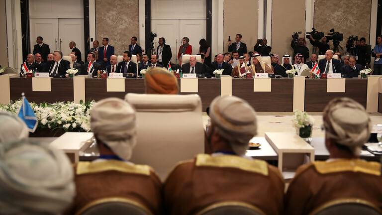 البرلمان العربي: نرفض المساس بالقيادة السعودية ونؤيد بيان خارجيتها