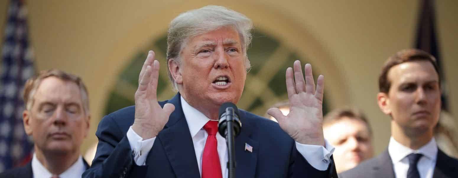 ترامب يلمح لخوض سباق الرئاسة في 2024 ويتشبث بمزاعم التزوير