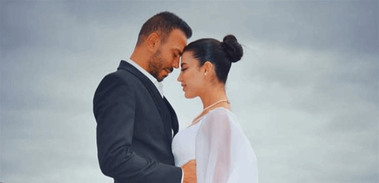 فنان لبناني يُعلن حمل زوجته وهي شقيقة إعلامية شهيرة.. هكذا زف الخبر