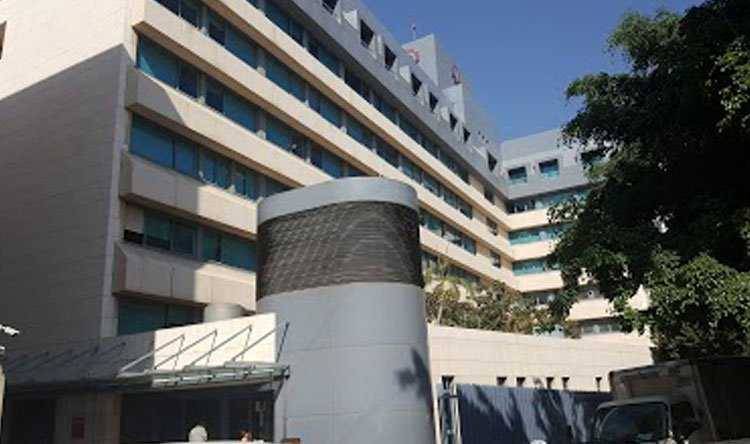 مستشفى القديس جاورجيوس الجامعي- الروم: لم يتم تلقيح اي شخص من خارج المنصة