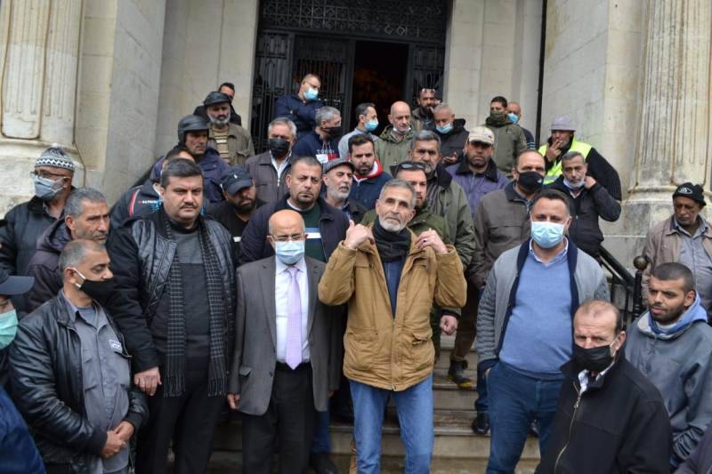 اعتصام تحذيري لعمال بلدية طرابلس