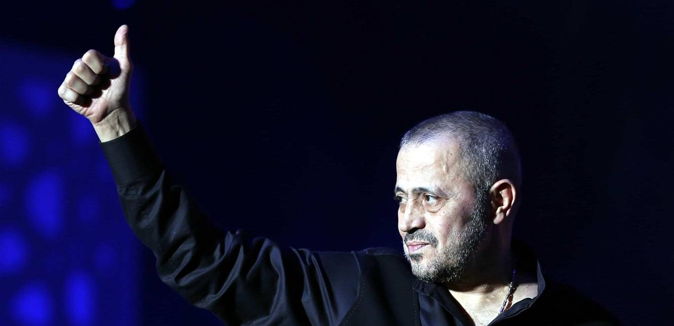 سلطان الطرب يعيش "القصاص اليومي".. شاهدوا فيديو من داخل منزله