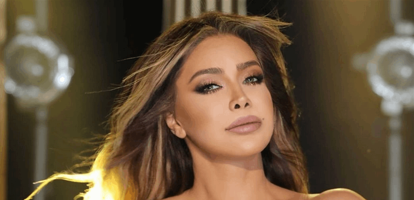 نوال الزغبي تتحدّث عن معاناتها من خطأ طبي في وجهها.. "بكيت أمام المرآة"