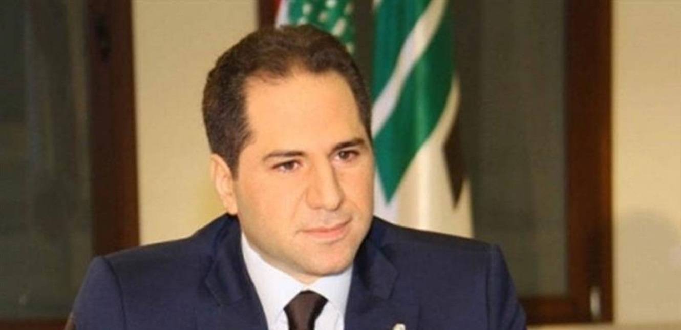 الجميل: اجتماع انقلابي بدلا من تطبيق الدستور