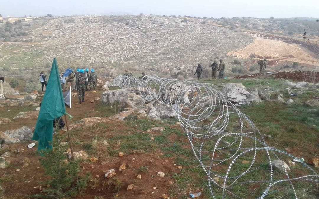 جنود العدو مدوا الأسلاك في خلة المحافر عديسة