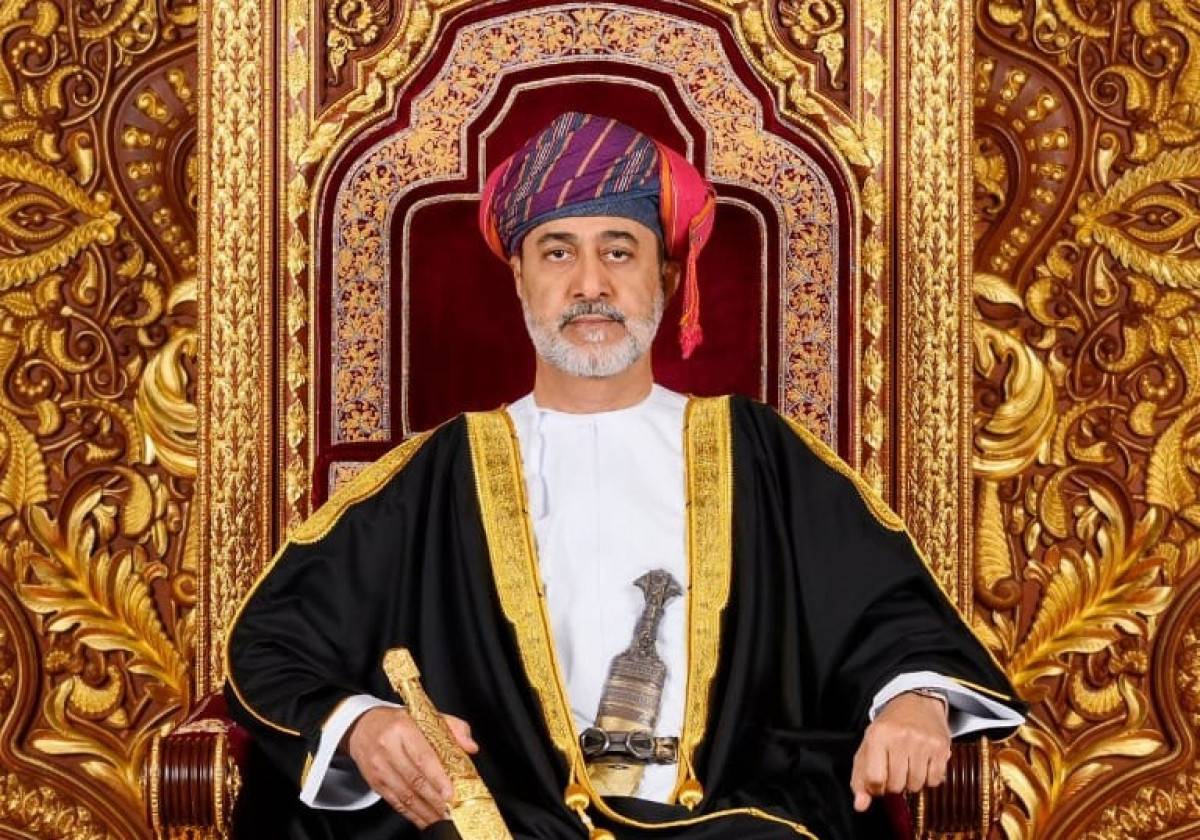 ​عُمان تُحفز الاقتصاد بتخفيضات ضريبية وإقامات طويلة الأجل للأجانب