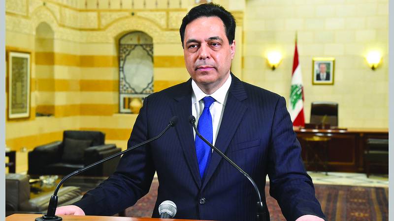 دياب متضامن مع بيت الوسط في معركة التأليف