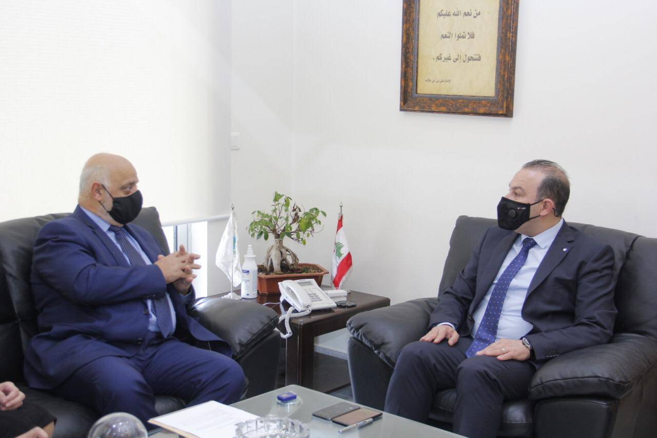 ماذا دار بين مرتضى وسفير كولومبيا؟