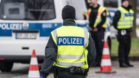 ألمانيا.. مقتل ثلاثة أشخاص في حادث سير غامض الأسباب