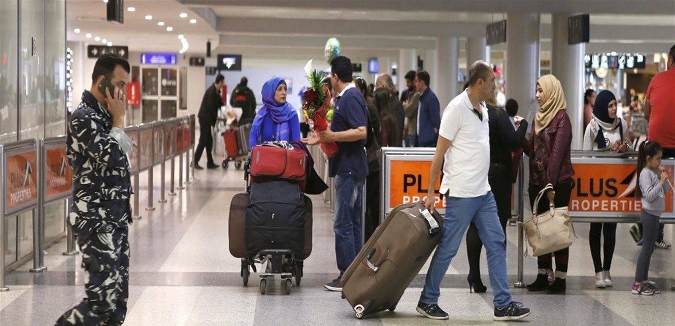 ممثلة لبنانية تعلن بحزن: "ولادي رح يهاجروا السنة الجاية... وأنا لاحقتن"