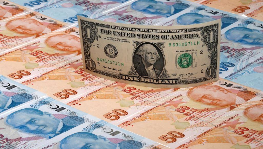 الليرة التركية انخفضت 17 % مقابل الدولار...والسبب؟