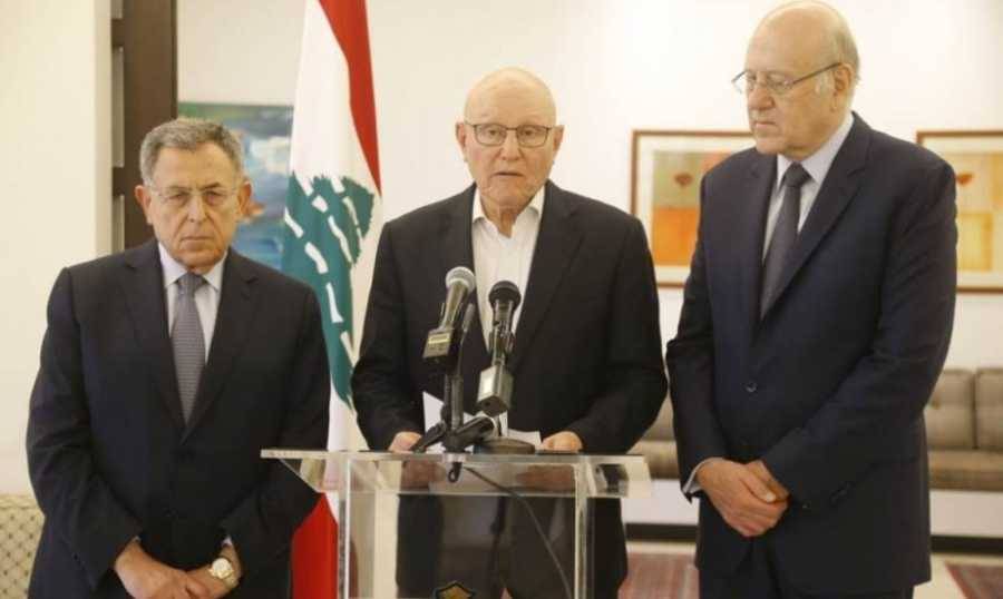 رؤساء الحكومات السابقون: لحكومة تحظى بثقة
كلّ اللبنانيين الباب الواجب للعبور من حالة الانهيار