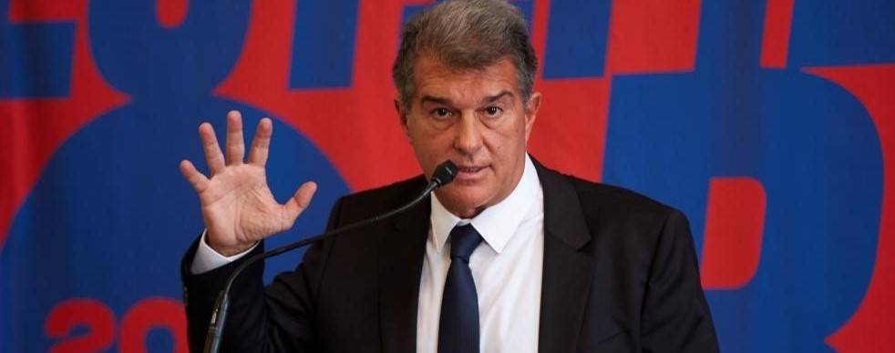 لابورتا يحسم أولى صفقات برشلونة للموسم الجديد