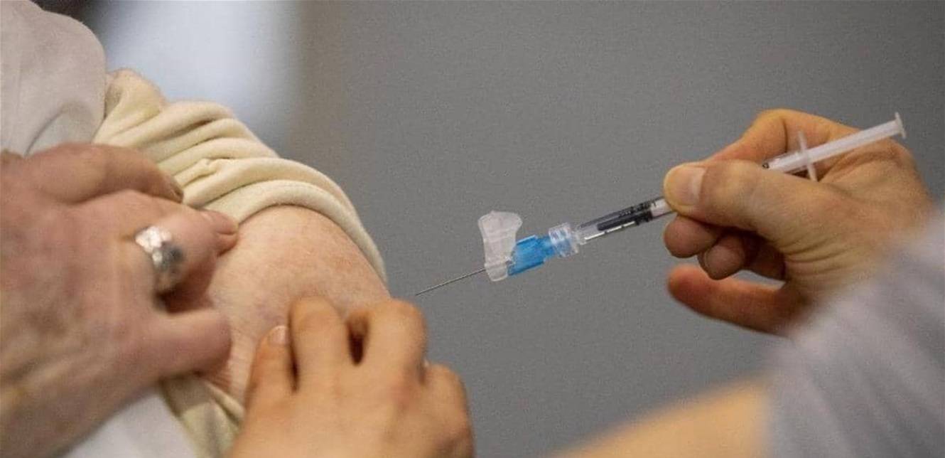 لماذا تكون أعراض الجرعة الثانية من لقاح كورونا متعبة أكثر؟