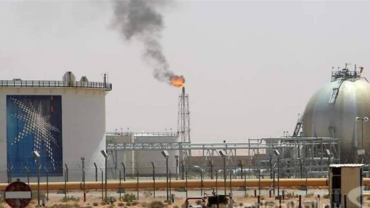 الحوثيون يعلنون عن عملية واسعة بالصواريخ والمسيرات في العمق السعودي