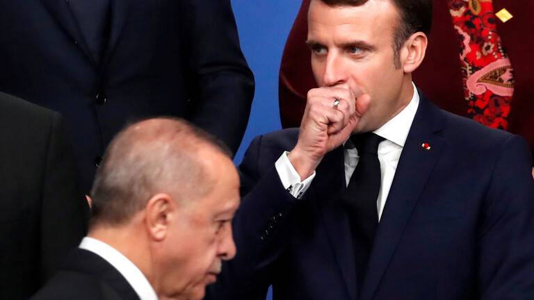 ماكرون: يجب توضيح مكان تركيا في الناتو.. واتخاذ مواقف أكثر حزما تجاه أردوغان!