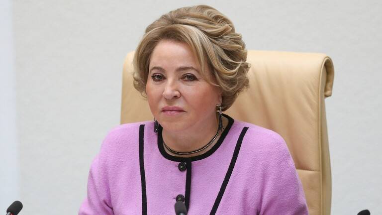 توقعات في روسيا برفع معظم قيود كورونا بحلول الخريف