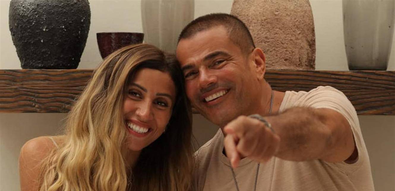 بعد انفصالهما العام الماضي.. هذه كواليس جلسة الصلح بين عمرو دياب ودينا الشربيني