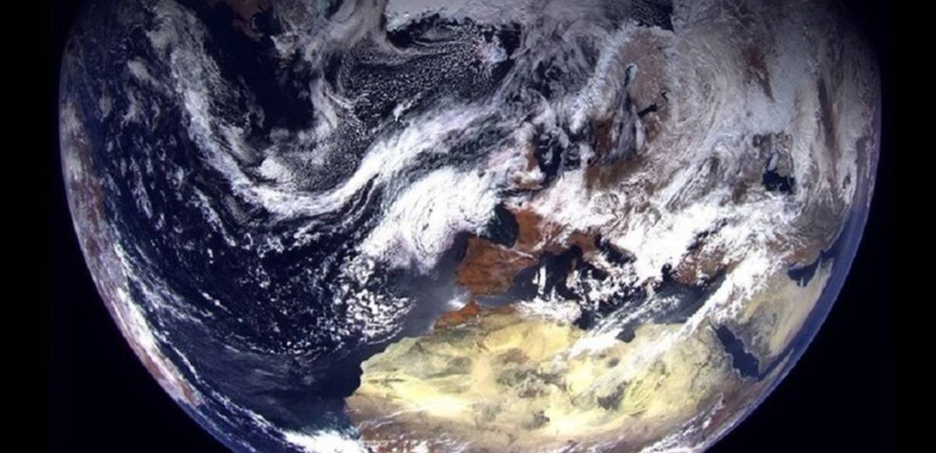 كيف بدا القطب الشمالي من القمر الصناعي الروسي الجديد؟ (صورة)