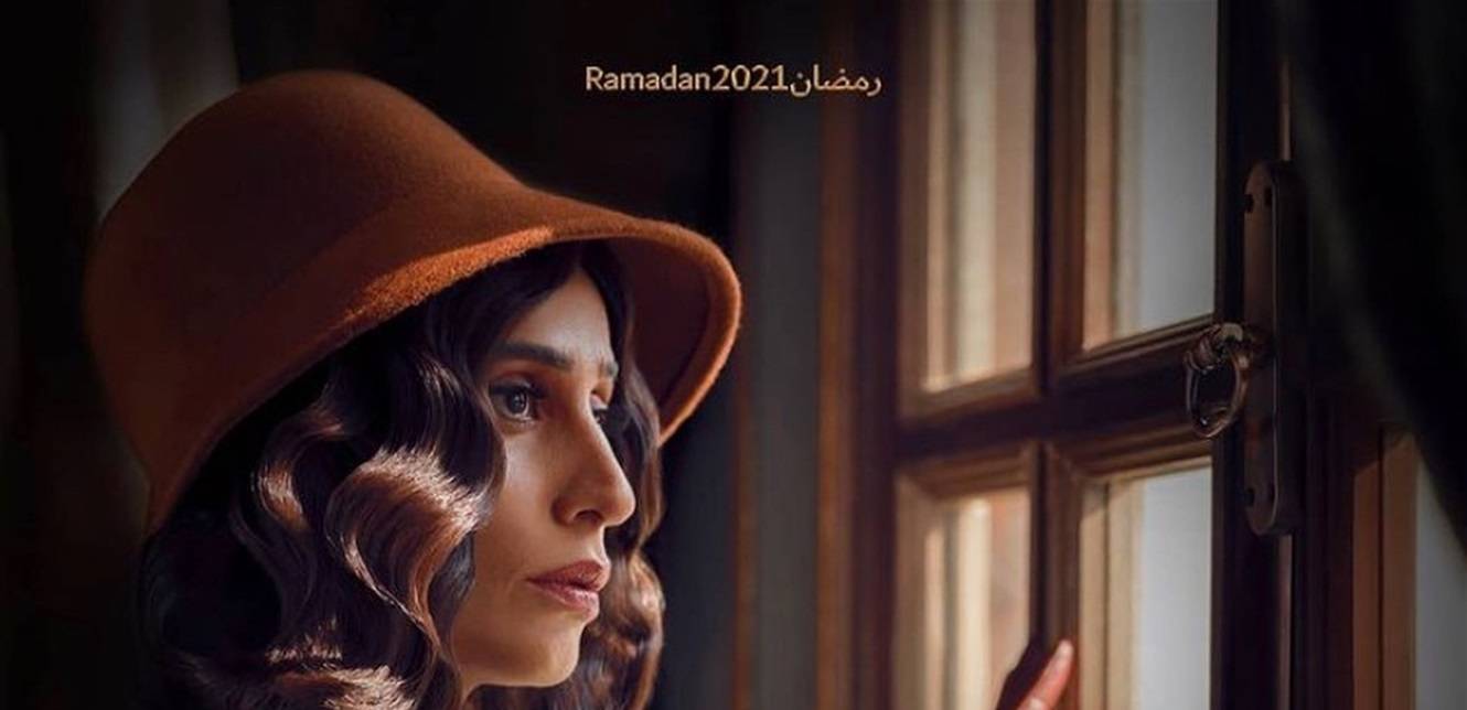دينا الشربيني متهمة بتقليد أنجلينا جولي.. هذه الصورة استفزت الجمهور