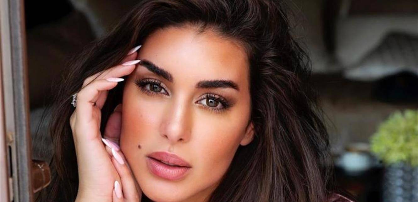 ضجة حول آخر إطلالة لياسيمن صبري.. بدت نسخة عن نادين نسيب نجيم! (صور)