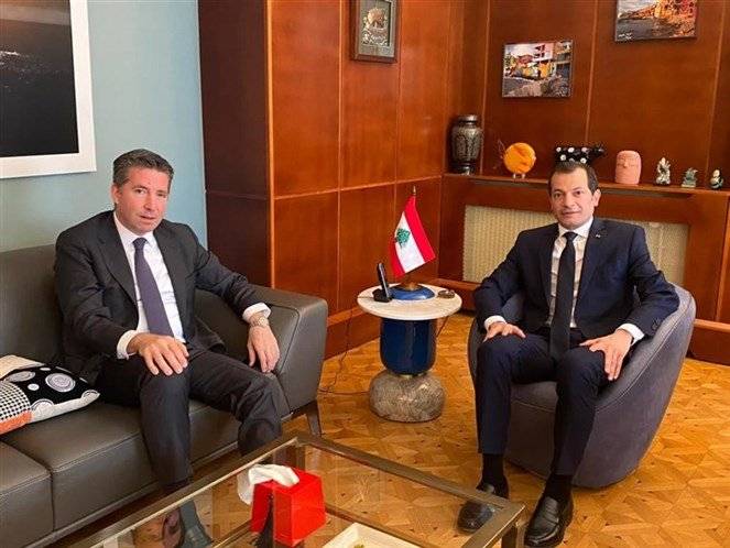 سفير لبنان في فرنسا استقبل نظيره التركي
