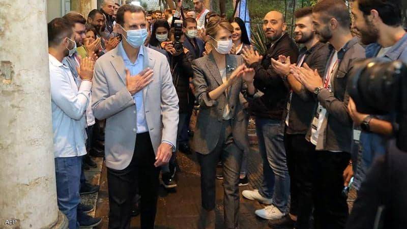 الرئاسة السورية تعلن شفاء الأسد وزوجته من كورونا