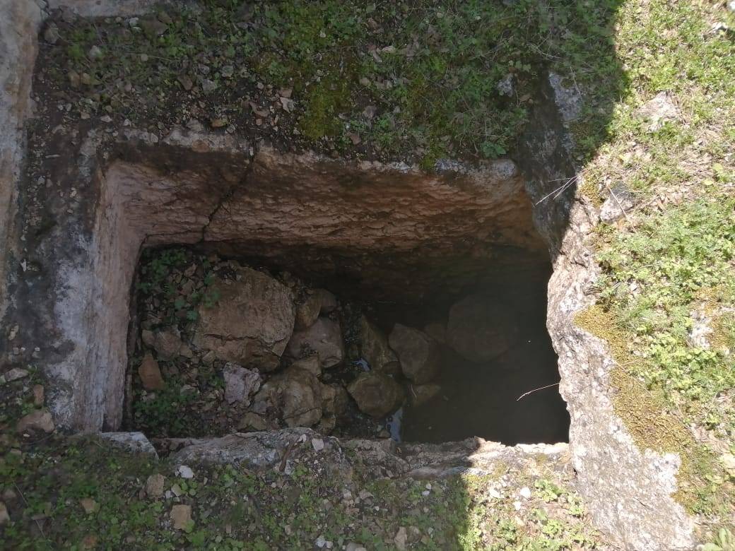 عمليات نبش غير شرعية متكررة لمغاور وكهوف مدفنية صخرية في عكار