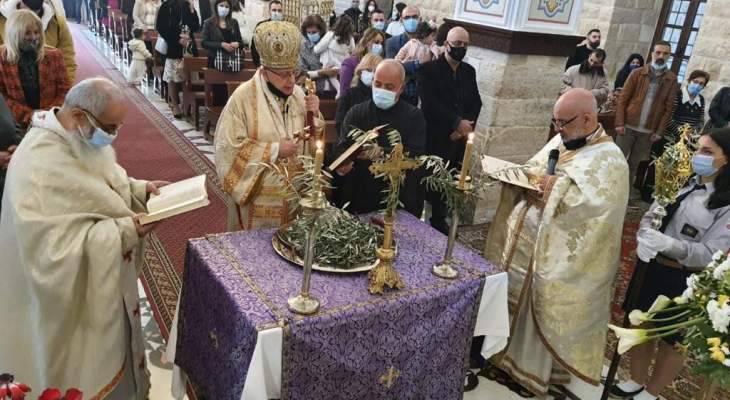 قداديس الشعانين تعمّ المناطق في غياب الزياحات ومشاركة بنسبة 30% .. والعظات أملت بعودة الأمن والازدهار