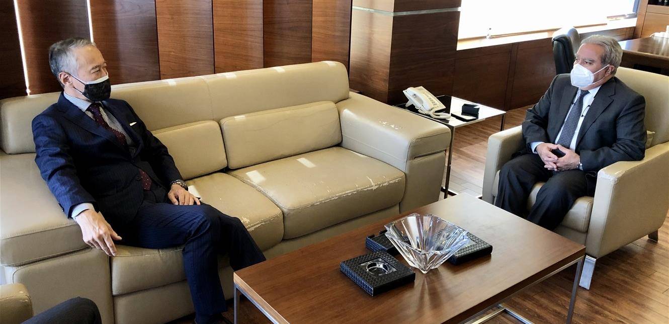مشرفية بحث مع السفير الياباني في المساعدات المقدمة إلى لبنان