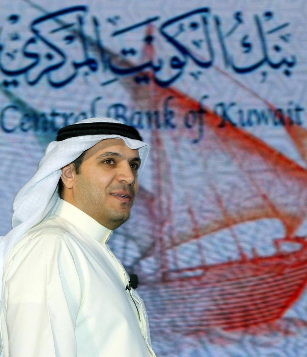محافظ البنك المركزي: الكویت بحاجة لخطة شاملة لتطویر وتنویع اقتصادھا