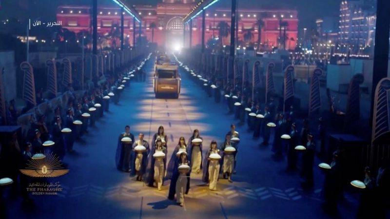 احتفال تاريخي مهيب.. موكب المومياوات الملكية المصرية يصل إلى متحف الحضارة