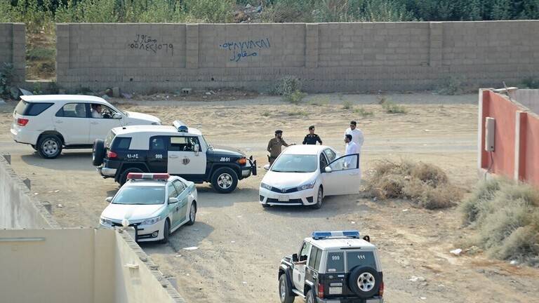 النيابة السعودية: التحقيق مع عصابة أعدت 