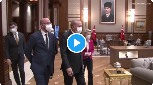 رئيسة المفوضية الأوروبية تتعرض لموقف محرج في حضرة أردوغان