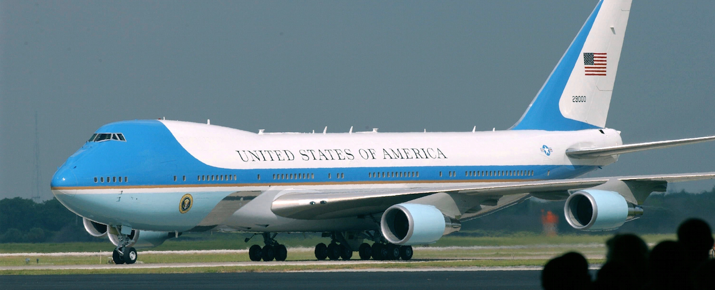 شركة Boeing تقاضي وتلغي العقود مع مورد طائرة الرئاسة الأميركية