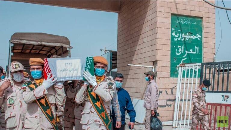 العراق وإيران يتبادلان رفات 68 جنديا فقدوا خلال الحرب بينهما