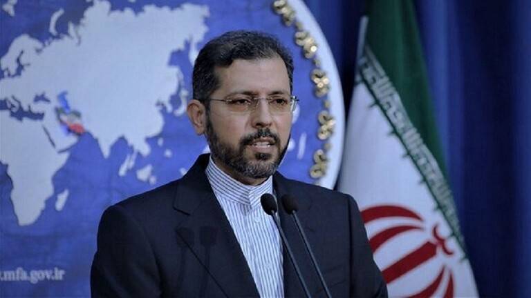 طهران تؤكد الإفراج عن السفينة الكورية وتوضح السبب
