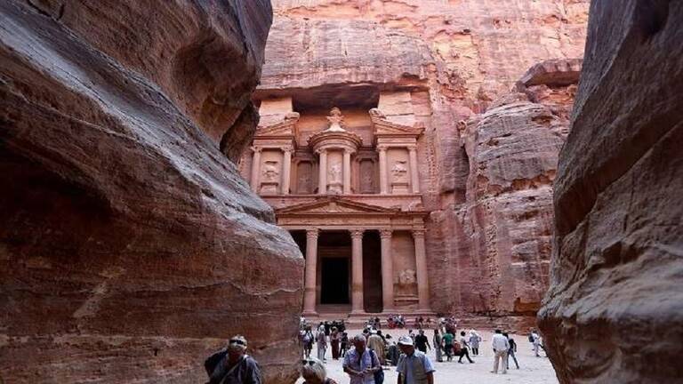 إعفاء المواطنين والعرب من رسوم دخول المواقع الأثرية والسياحية في الأردن