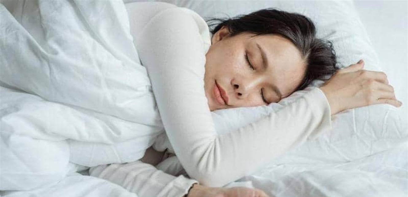 الاستيقاظ المتكرر في الليل مؤشر لمشاكل القلب... اليكم التفاصيل