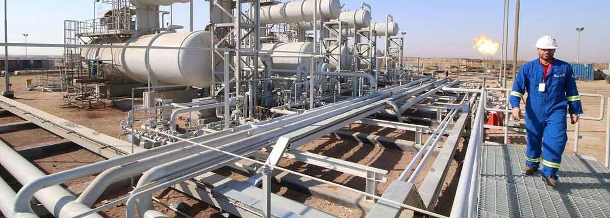 النفط مستقر قرب أعلى مستوى في شهر مع رفع وكالة الطاقة وأوبك للتوقعات