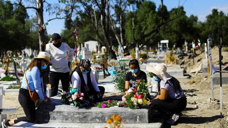 المكسيك تسجل 1627 إصابة و364 وفاة جديدة بكورونا